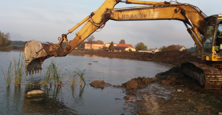 Lafarge w Polsce wspiera rewitalizację jeziora  w Szczepanowie