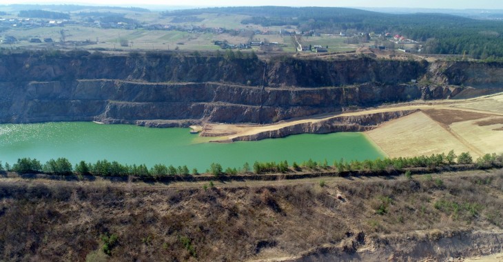 Lafarge rekultywuje teren pokopalniany w Radkowicach