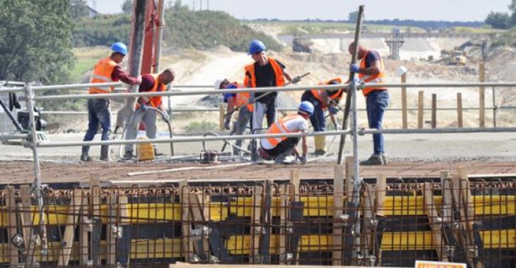 Waloryzacja a zmiany cen na rynku - nowe dane GDDKiA